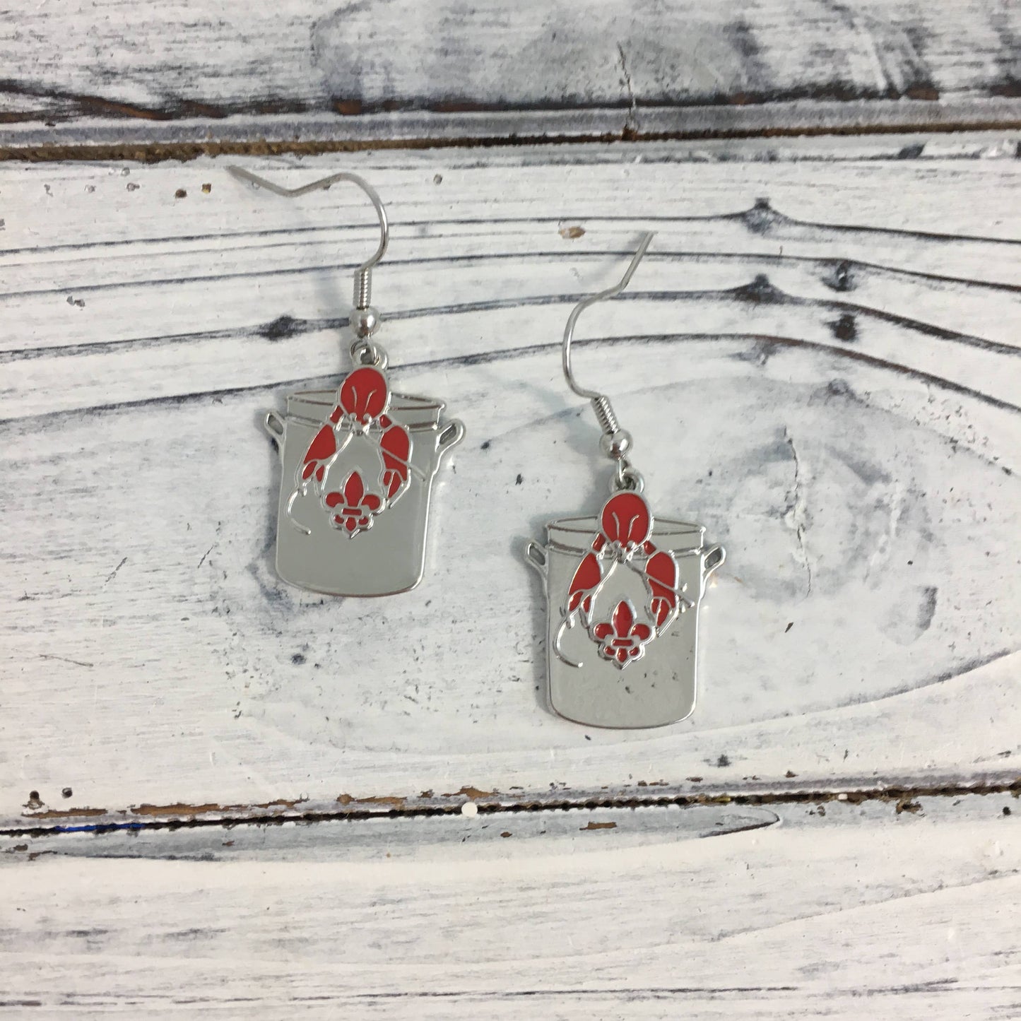 Metal crawfish boil pot earrings