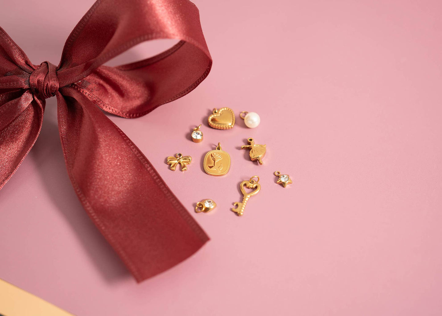 18K Gold PVD Stainless Steel Ribbon Bow Charm