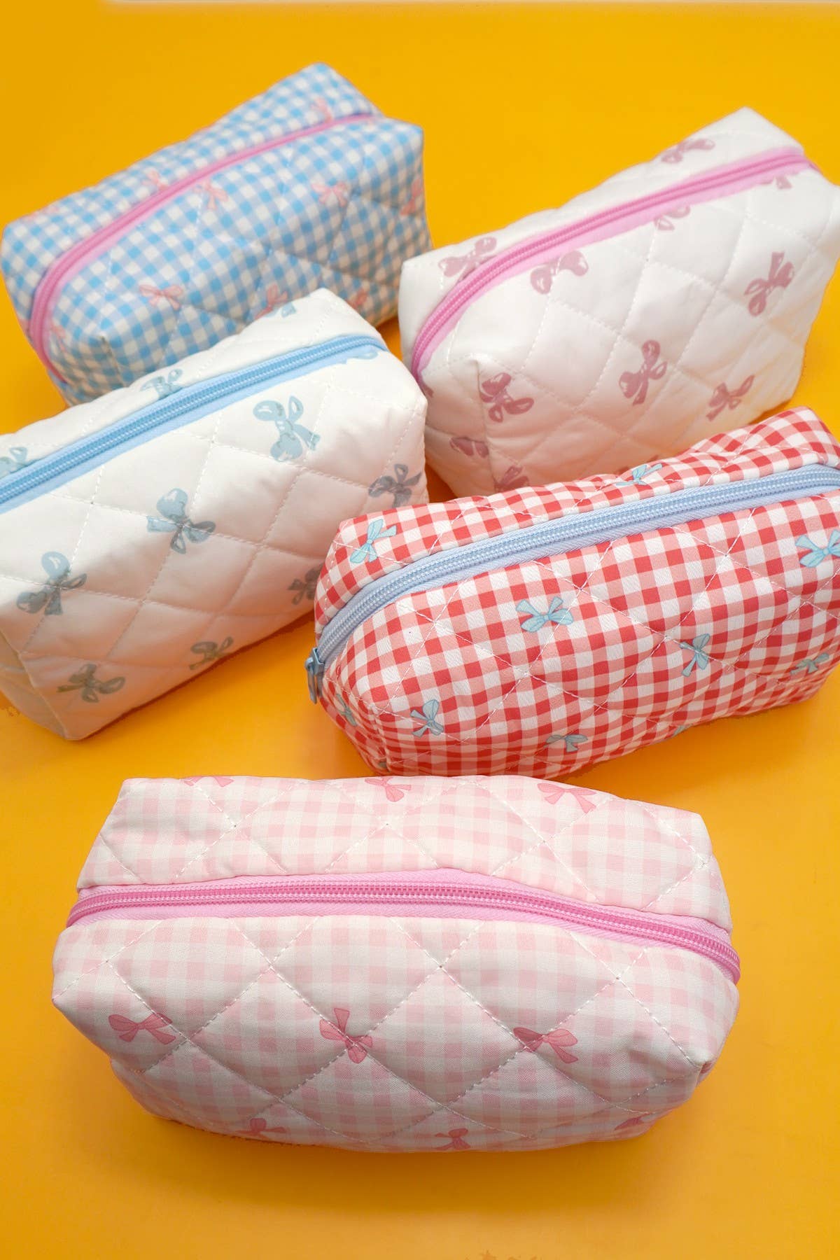 QUILTED COTTON CHECKER BOW COSMETIC POUCH BAG