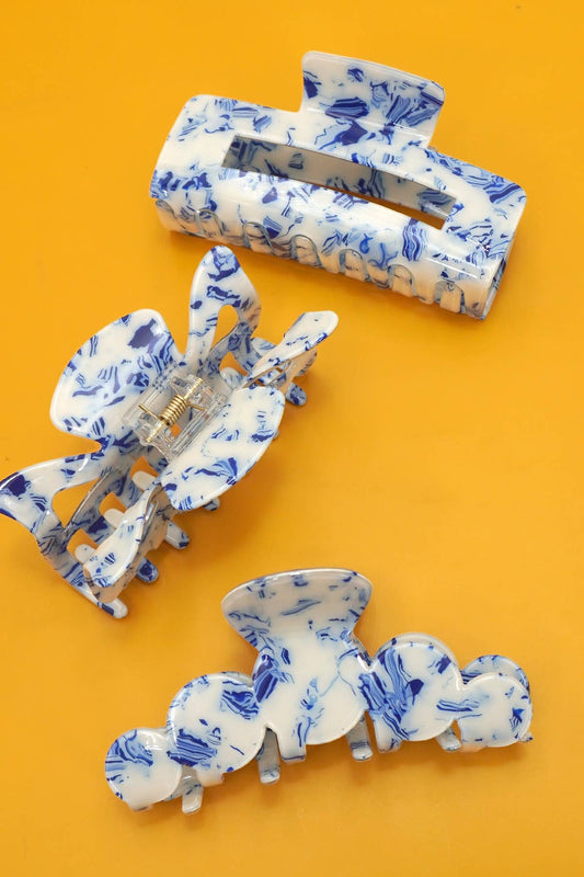 VINTAGE TOILE PATTERN HAIR CLAW CLIP