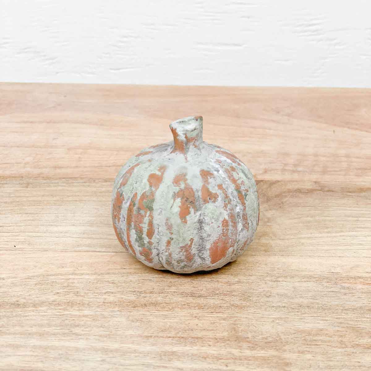 Stockholm Pumpkin   Antique Green   3"