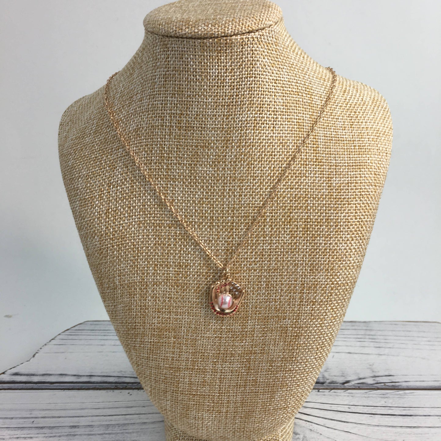 Baseball glove pendant necklace 