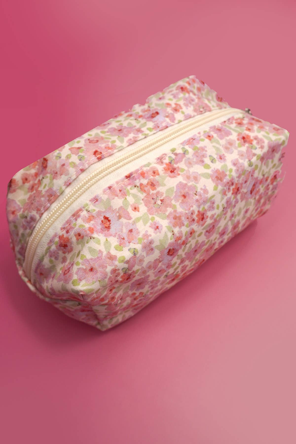 STRAWBERRY WESTERN BOW MAKEUP COSMETIC POUCH BAG