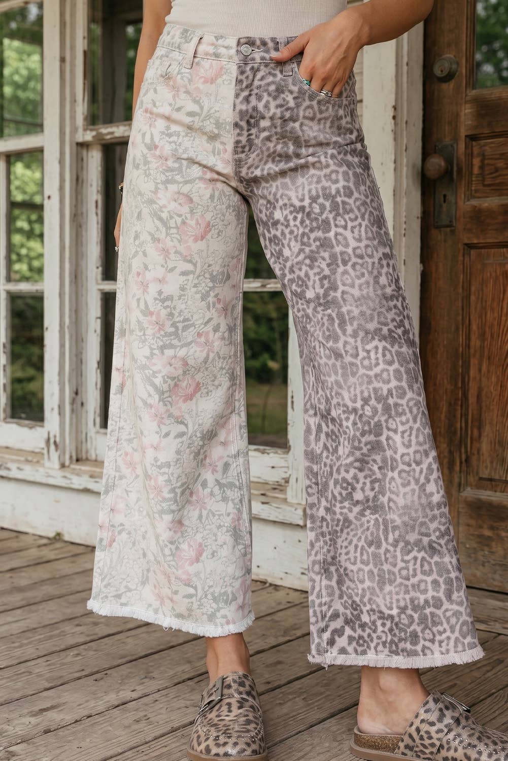 Western Leopard Frayed Edge Wide Leg High Waist Jeans