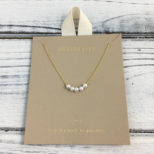 Dainty 5-Pearl necklace 