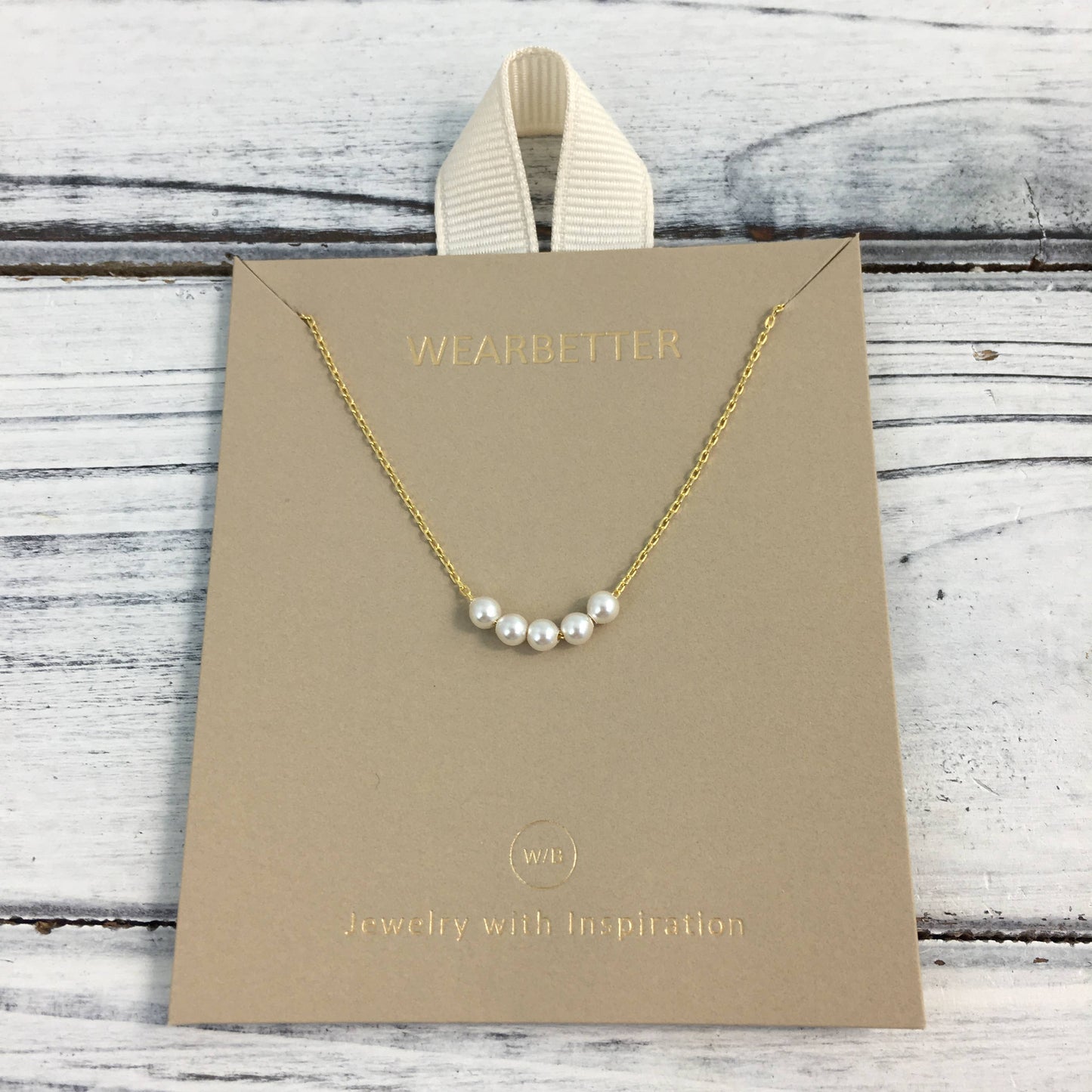 Dainty 5-Pearl necklace 