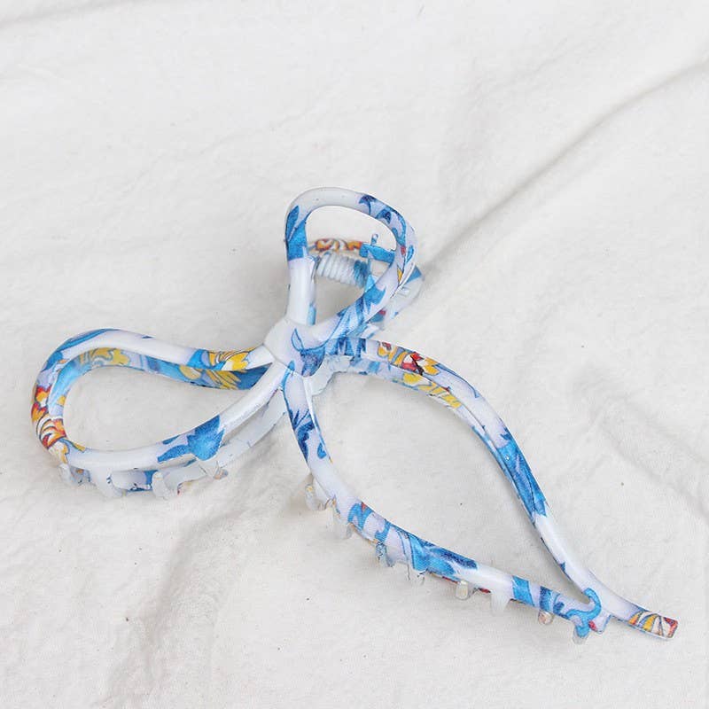 VINTAGE TOILE PATTERN PORCELAIN HAIR CLAW CLIPS | 40H914