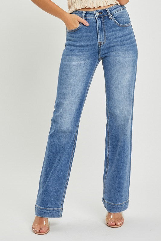 Risen Jeans HIGH RISE STRAIGHT JEANS - Medium Wash