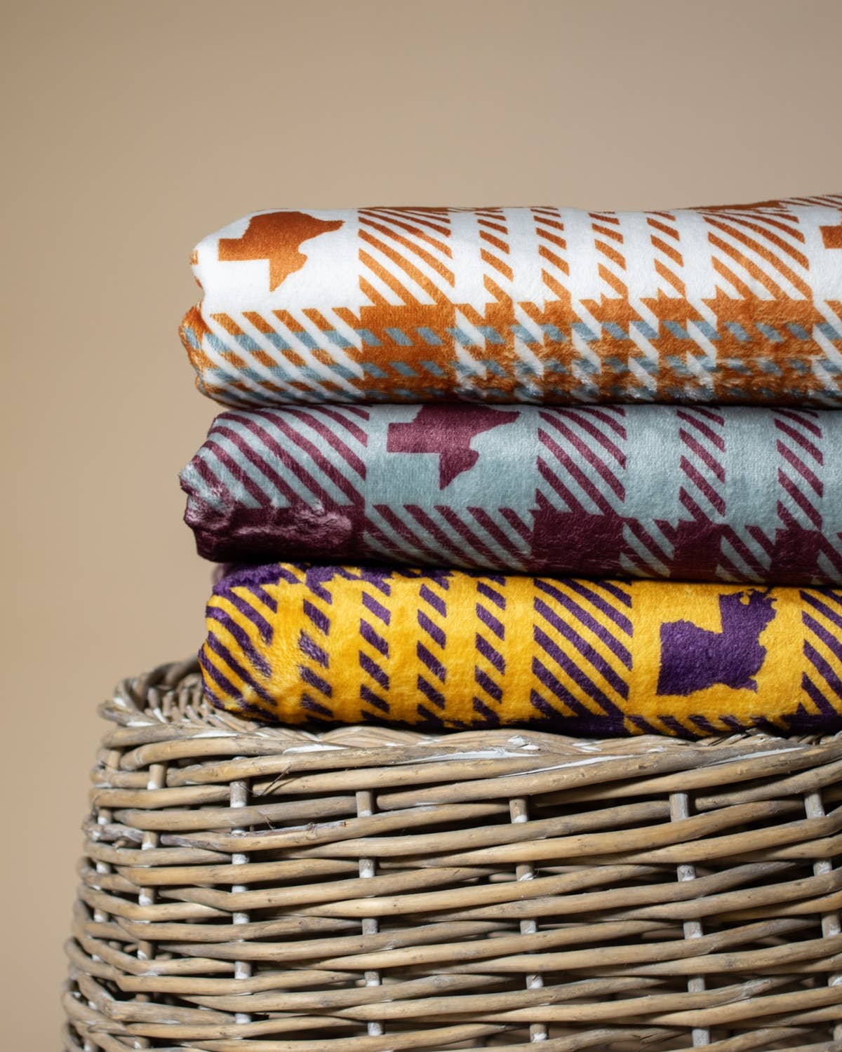 Louisiana Plaid Throw   Purple/Yellow   50x60
