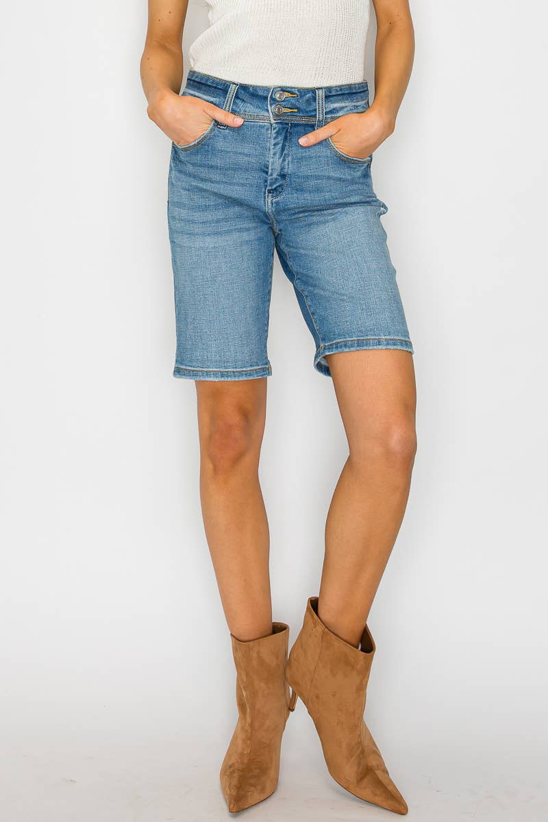 HIGH RISE DOUBLE BUTTON WIDE WAISTBAND BERMUDA