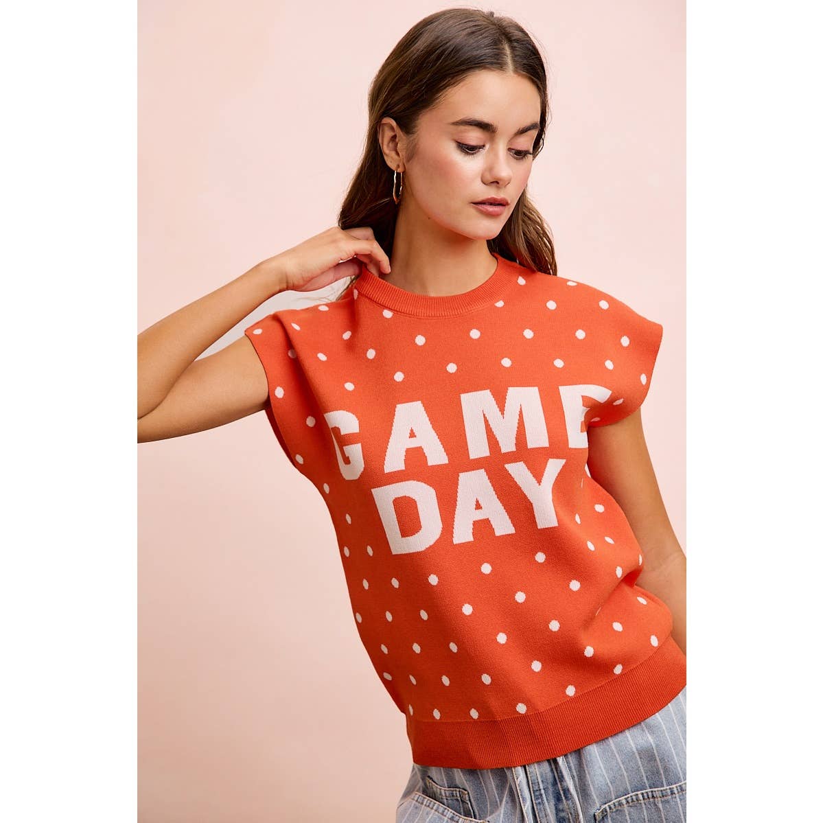 GAMEDAY LETTER AND POLKA DOTS SLEEVELESS KNIT TOP
