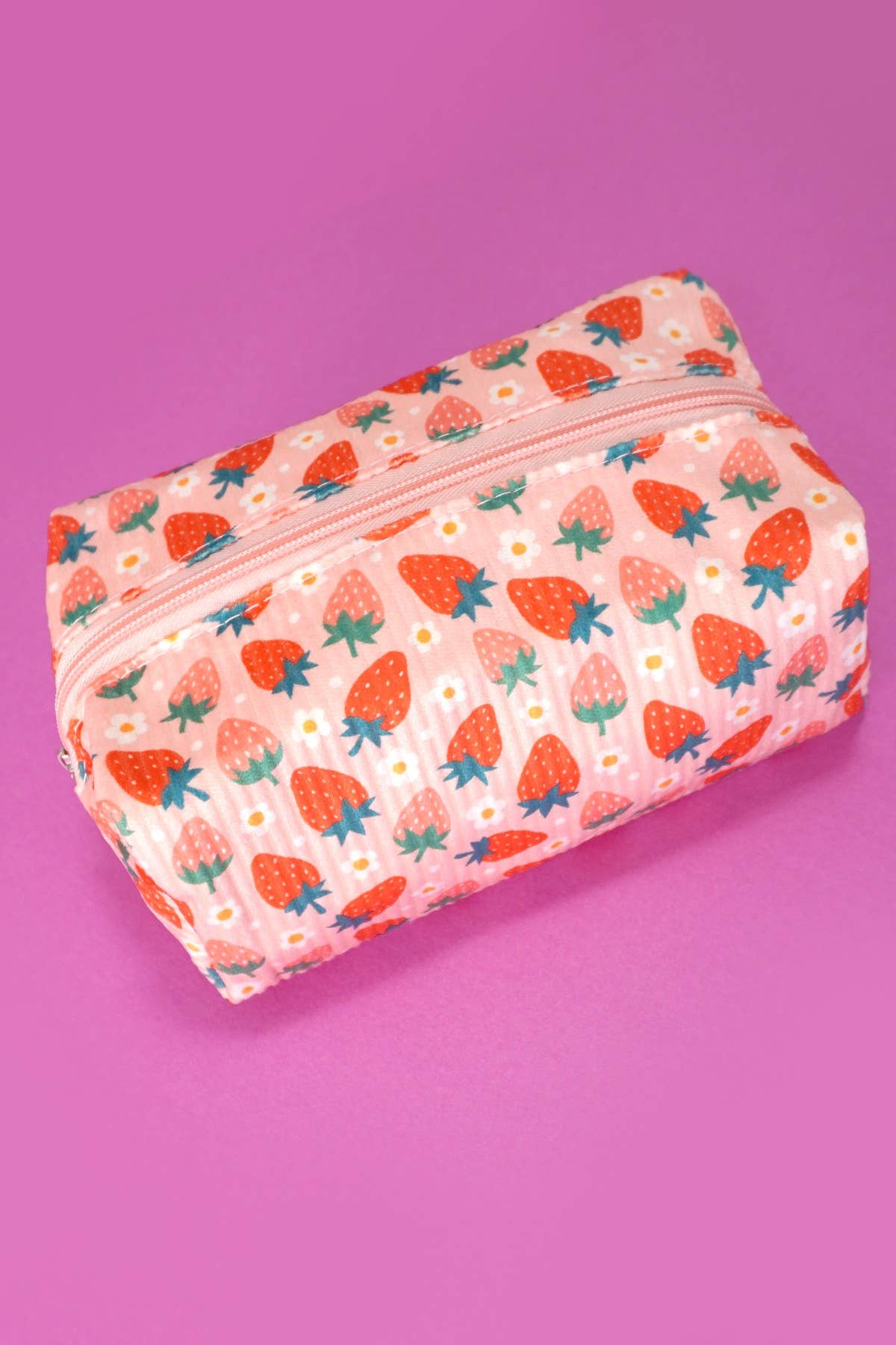 STRAWBERRY WESTERN BOW MAKEUP COSMETIC POUCH BAG